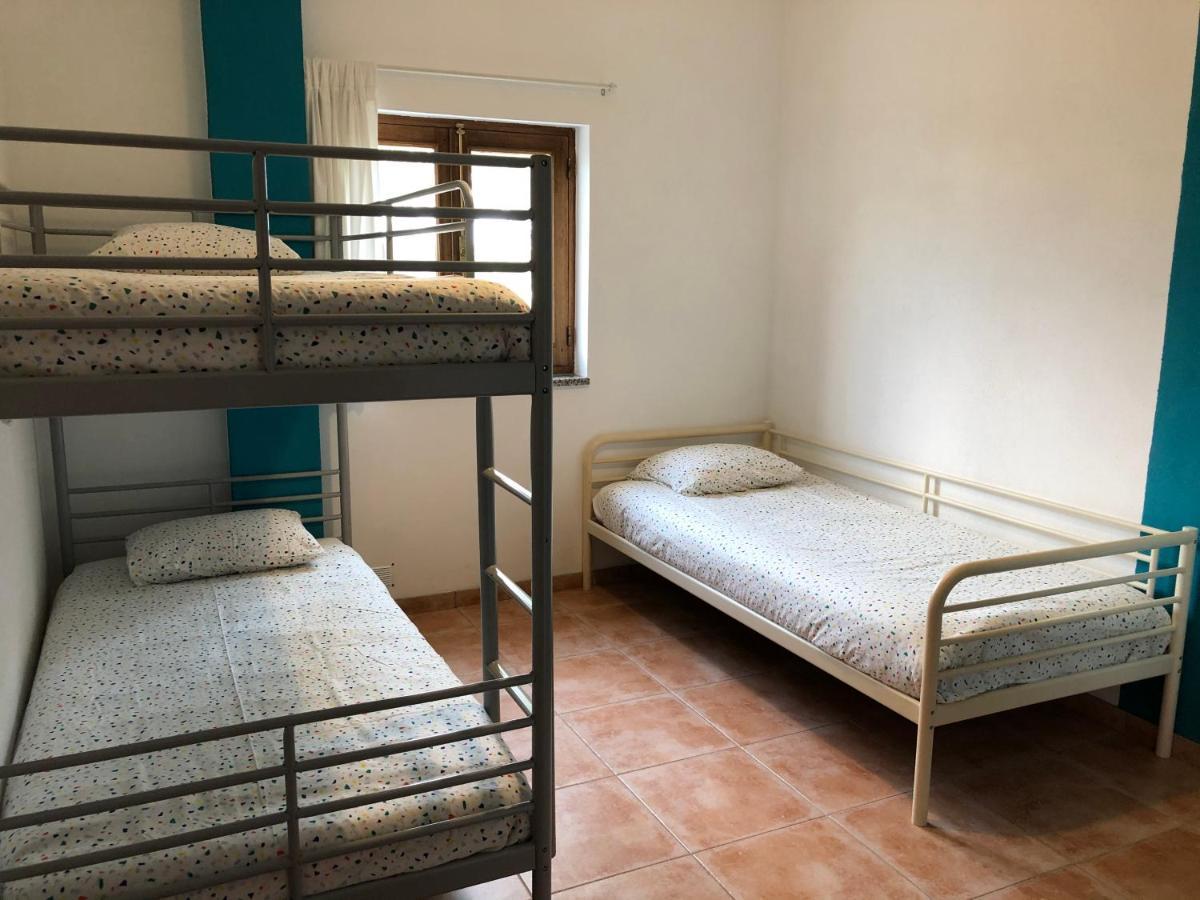 A Casa Amarela Apartment Pinheiro de Coja Luaran gambar