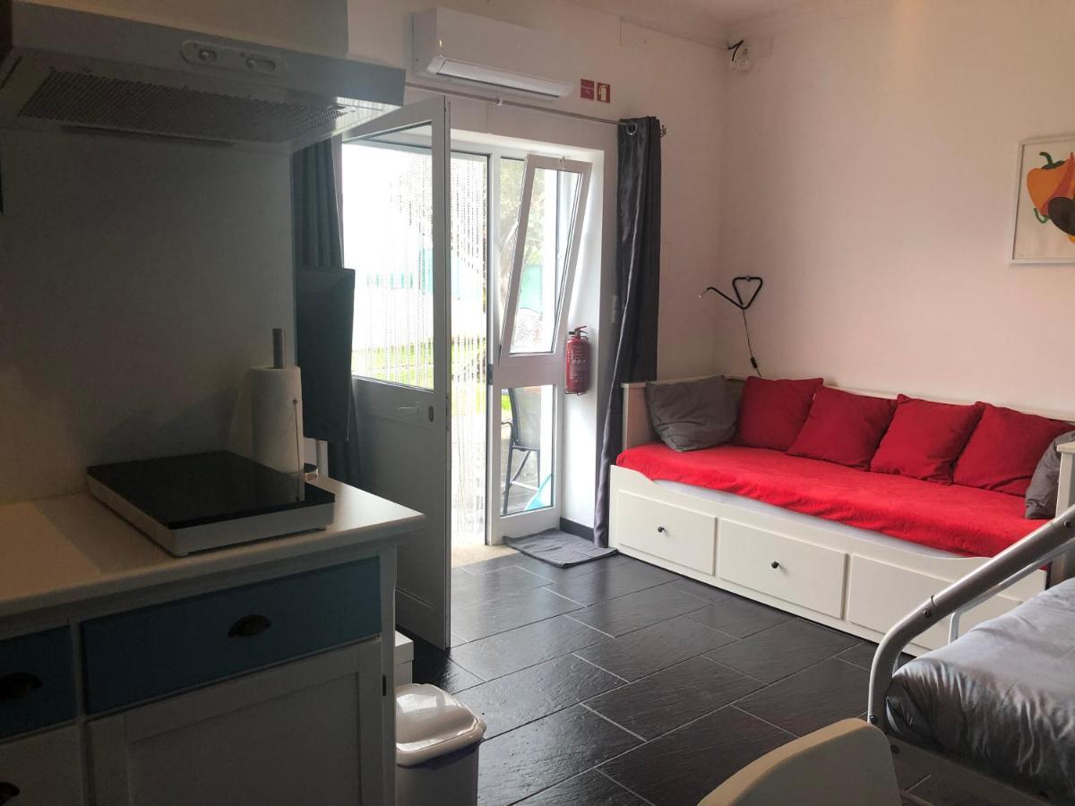 A Casa Amarela Apartment Pinheiro de Coja Luaran gambar