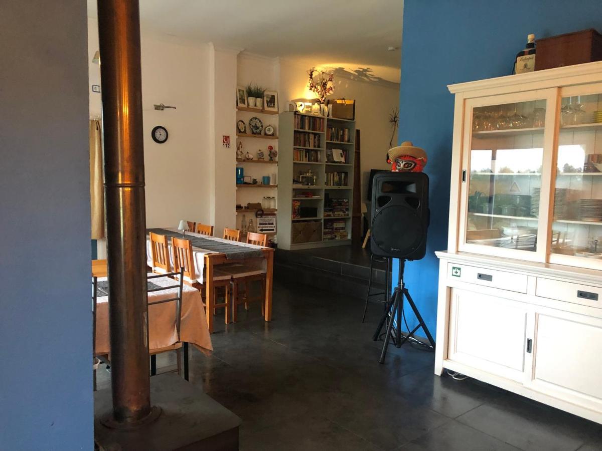 A Casa Amarela Apartment Pinheiro de Coja Luaran gambar