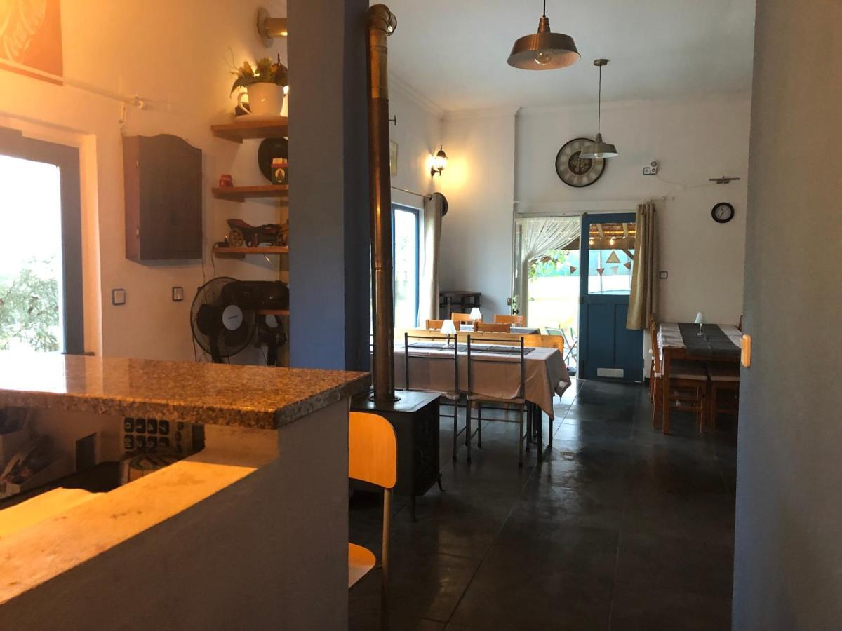 A Casa Amarela Apartment Pinheiro de Coja Luaran gambar